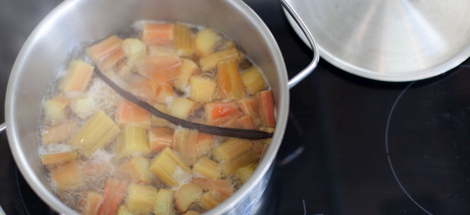 Saucepan with rhubarb on the stove