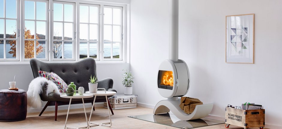 A white egg-shaped stove in a cabin Scan 66-5